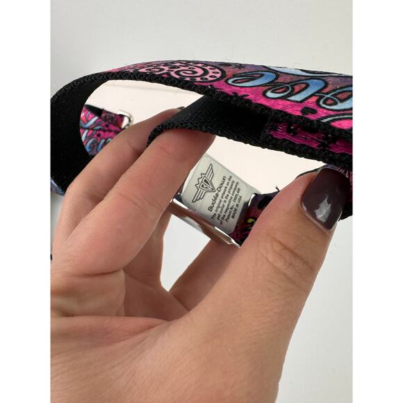 Buckle-Down Metal Clip Love Pink Tattoo Nylon Adjustable Dog Collar / Leash Set - Picture 5 of 5